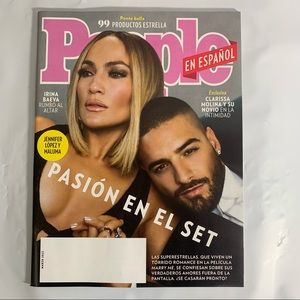 People En Espanol March 2022 Jennifer Lopez Danna Paola Double Flip Cover